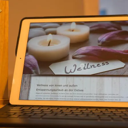 2 Raum * 斯洪保因霍泰